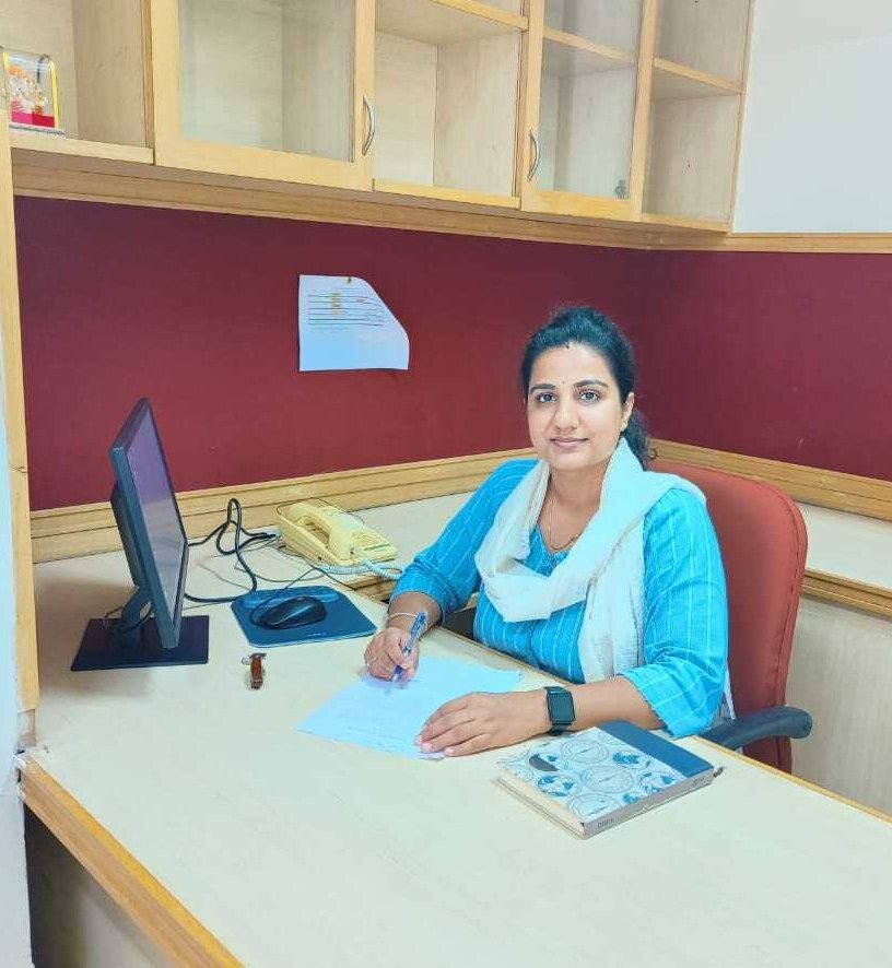 Anshika Vijay Photo 1